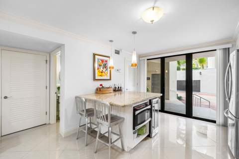 2155 S Ocean Boulevard #7, Delray Beach FL - photo 15 of 54