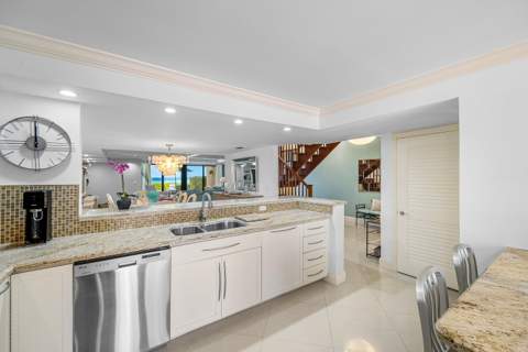 2155 S Ocean Boulevard #7, Delray Beach FL - photo 17 of 54