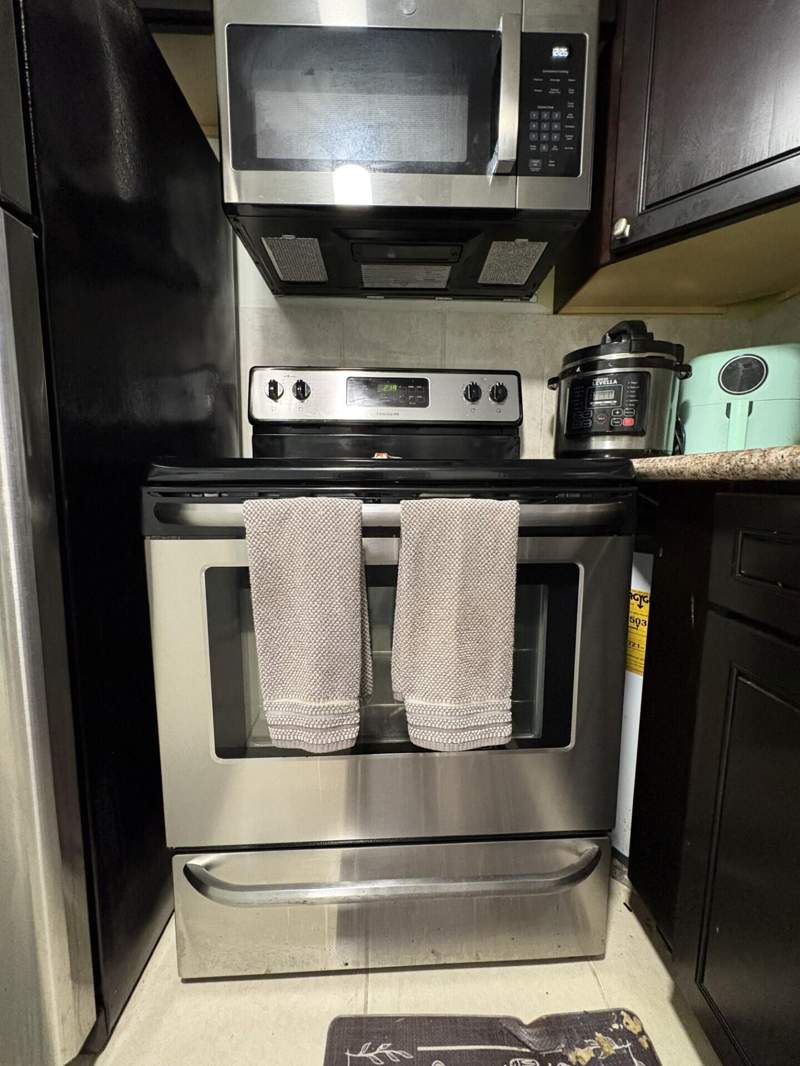 1 bedroom Condominium at 65 Preston B, Preston At Century Village Condo, Boca Raton — photo 4