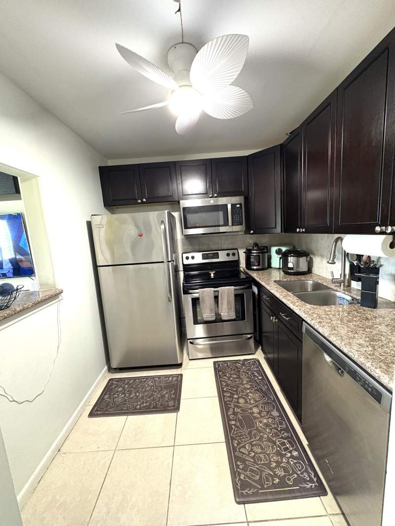 1 bedroom Condominium at 65 Preston B, Preston At Century Village Condo, Boca Raton — photo 2