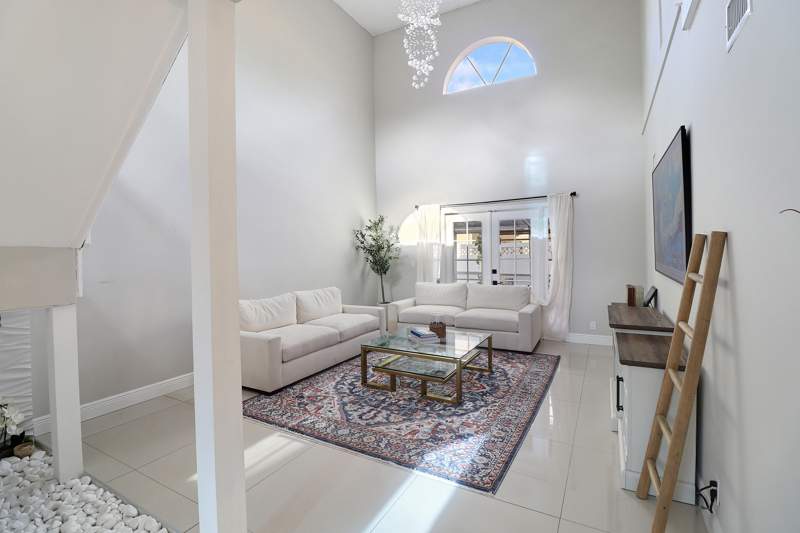 3 bedroom Townhouse at 11303 Lakeview Drive #8-m, Portofino Condominium, Coral Springs — photo 3