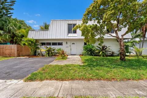 1380 NE 40th Drive, Oakland Park FL - photo 19 of 20