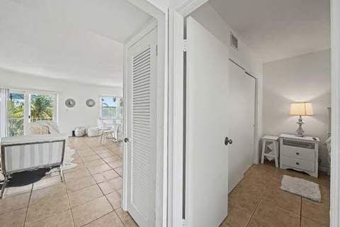 1967 S Ocean #C-317, Lauderdale-By-The-Sea FL - photo 12 of 35