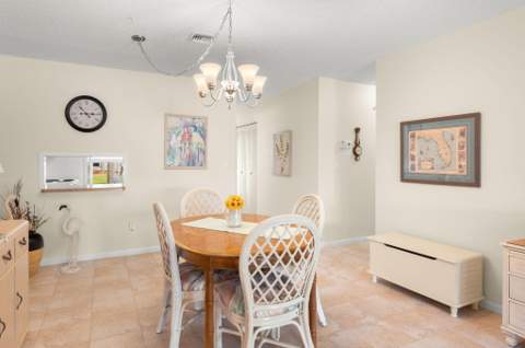 945 Savannas Point Drive #B, Fort Pierce FL - photo 9 of 26