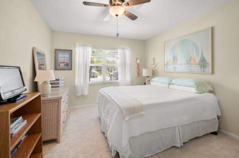 945 Savannas Point Drive #B, Fort Pierce FL - photo 11 of 26