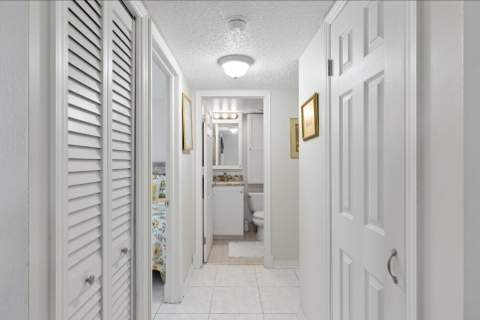 6095 N Sabal Palm Boulevard #210, Tamarac FL - photo 9 of 23