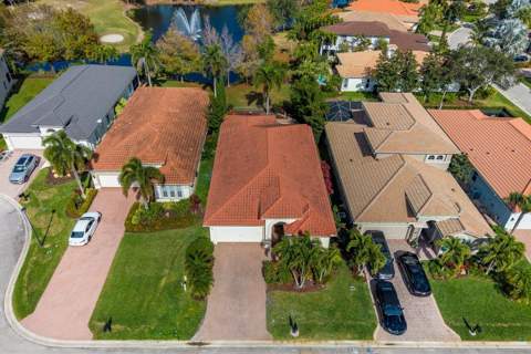 844 SW Pebble Lane, Palm City FL - photo 6 of 43