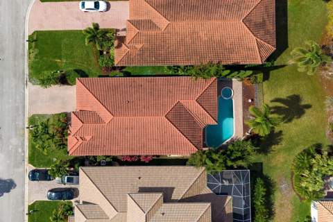 844 SW Pebble Lane, Palm City FL - photo 6 of 38