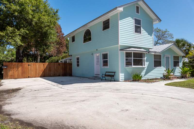4 bedroom Single Family Residence at 520 Tumblin Kling Road, Metes And Bounds, Fort Pierce — photo 2