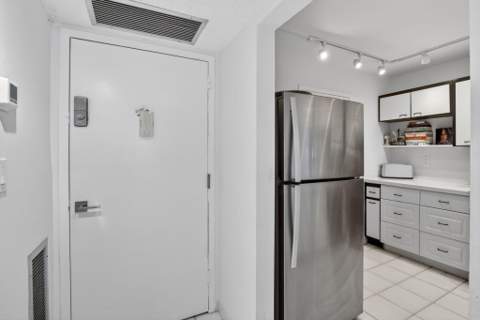 1160 N Federal Highway #517, Fort Lauderdale FL - photo 10 of 69
