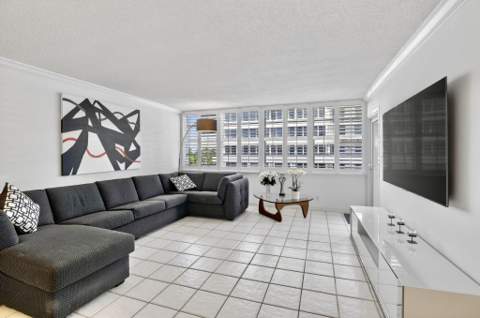 1160 N Federal Highway #517, Fort Lauderdale FL - photo 14 of 69