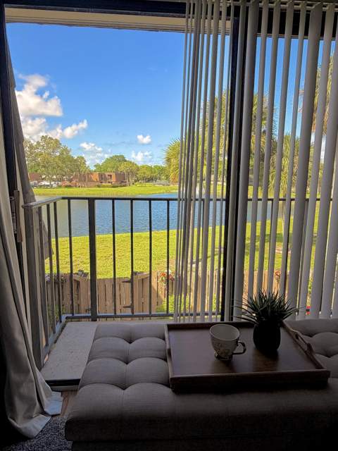 812 8th Way, West Palm Beach FL - photo 16 of 22