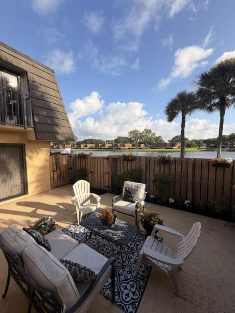 812 8th Way, West Palm Beach FL - photo 7 of 22