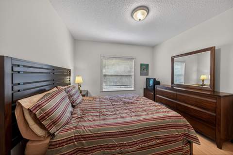2501 NE 14th Street #301, Pompano Beach FL - photo 10 of 37