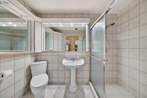2501 NE 14th Street #301, Pompano Beach FL - photo 12 of 37