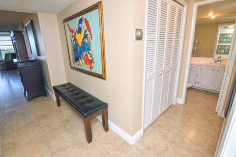 2661 S Course Drive #707, Pompano Beach FL - photo 6 of 32