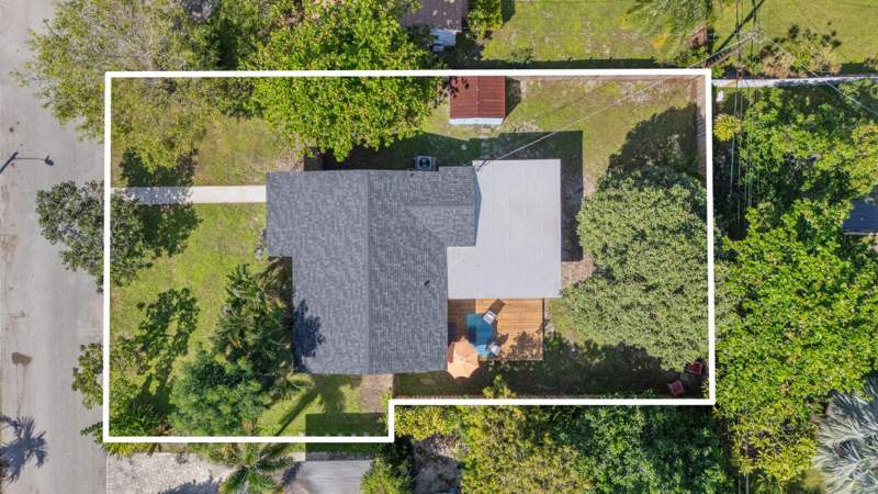 3 bedroom Single Family Residence at 1630 NW 4th Avenue, South Middle River, Fort Lauderdale — photo 3