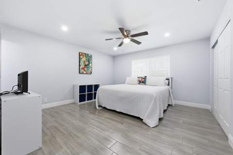 586 Laconia Circle, Lake Worth FL - photo 15 of 32
