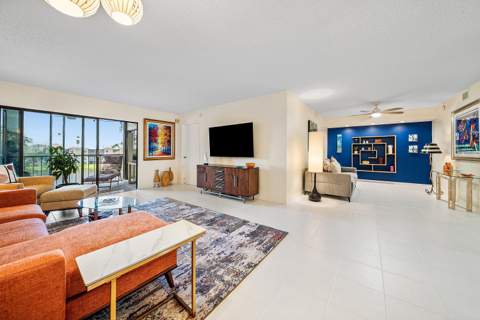 6065 Pointe Regal Circle, Delray Beach FL - photo 11 of 47