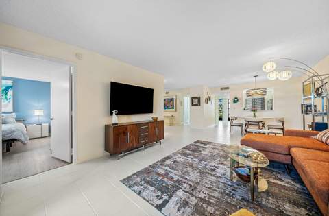 6065 Pointe Regal Circle, Delray Beach FL - photo 8 of 47