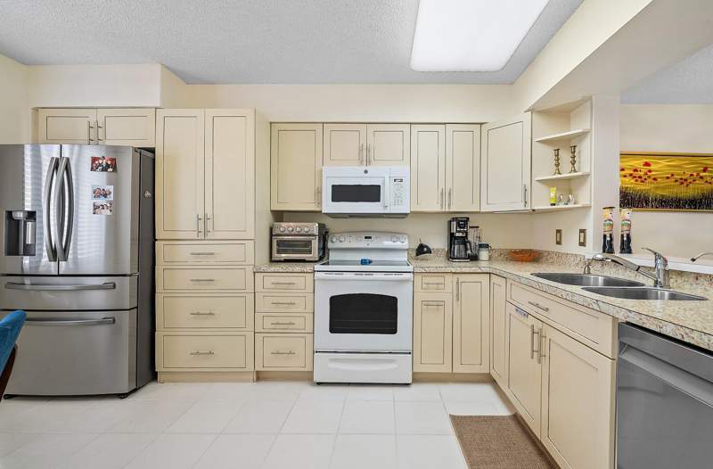 2 bedroom Condominium at 6065 Pointe Regal Circle, Huntington Pointe, Delray Beach — photo 5