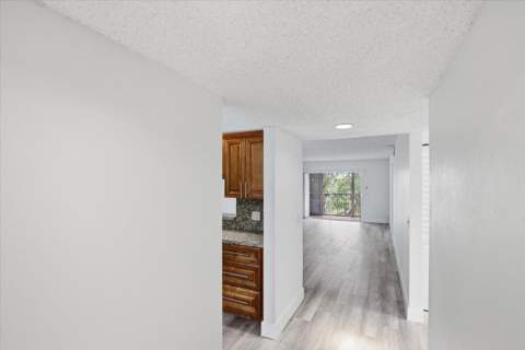 700 SW 128th Avenue #310c, Pembroke Pines FL - photo 6 of 38