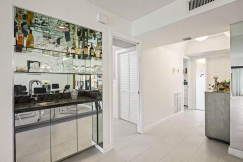 5338 S Fountains Dr Drive, Lake Worth FL - photo 18 of 40