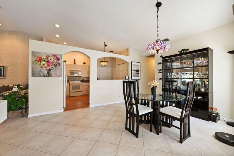 3 bedroom Villa at 6077 Lake Hibiscus Drive, Floral Lakes, Delray Beach — photo 5