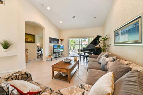 6077 Lake Hibiscus Drive, Delray Beach FL - photo 18 of 60