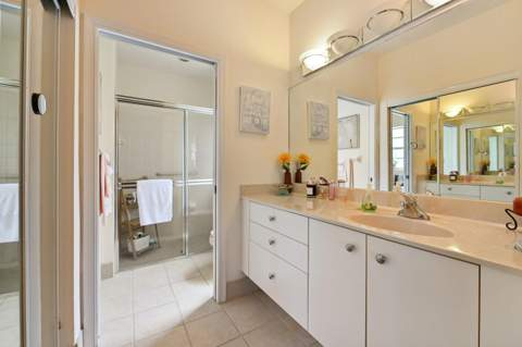 6077 Lake Hibiscus Drive, Delray Beach FL - photo 24 of 60
