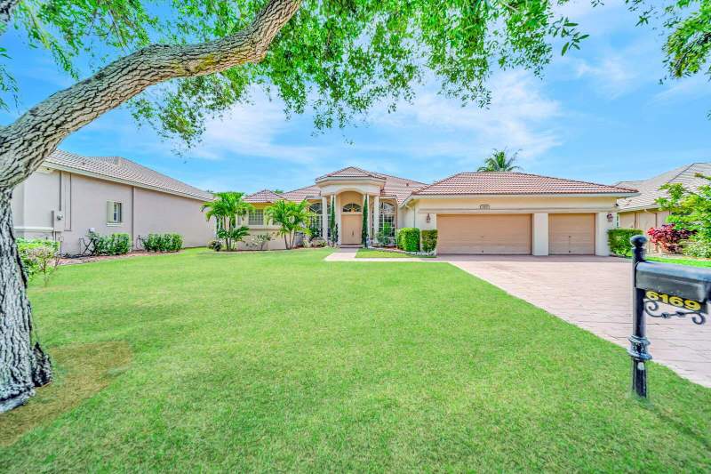 5 bedroom Single Family Residence at 6169 NW 53rd Circle, Grand Reserve, Coral Springs — photo 4