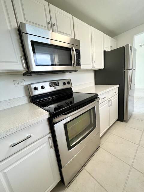 890 N Federal Highway #405, Lantana FL - photo 23 of 36