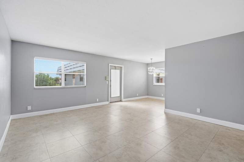 2 bedroom Condominium at 373 Tuscany G, Kings Point Tuscany Condos, Delray Beach — photo 2