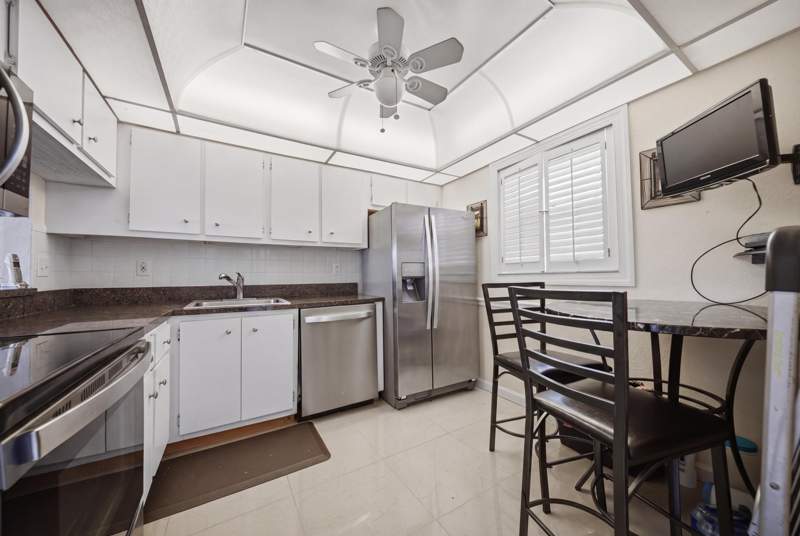 2 bedroom Condominium at 3040 Holiday Springs Boulevard #212, HOLIDAY SPRINGS VILLAGE 3 CONDO, Margate — photo 5