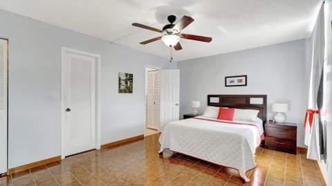 427 Golden Isles Drive #5j, Hallandale Beach FL - photo 18 of 43