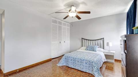 427 Golden Isles Drive #5j, Hallandale Beach FL - photo 22 of 43