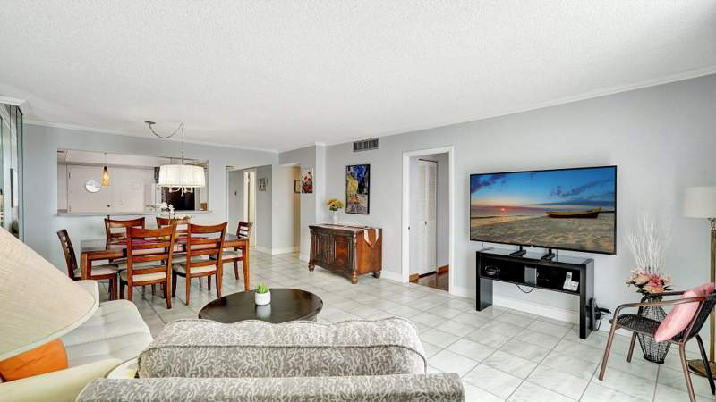 2 bedroom Condominium at 427 Golden Isles Drive #5j, Golden Horn South Condo, Hallandale Beach — photo 3
