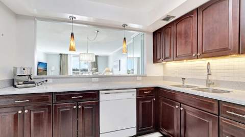 427 Golden Isles Drive #5j, Hallandale Beach FL - photo 15 of 43