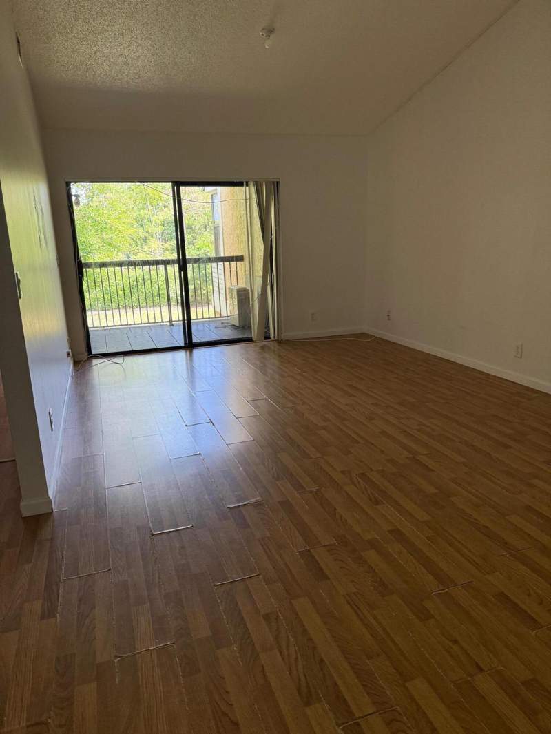 2 bedroom Condominium at 5721 Riverside Drive #301b5, Grand Oasis Condo, Coral Springs — photo 4