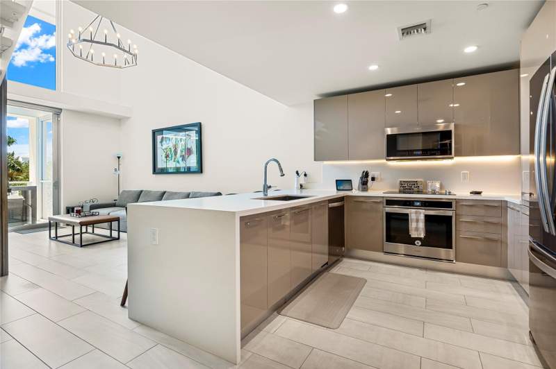 2 bedroom Condominium at 2000 Metropica Way #216, Metropica North Tower One, Sunrise — photo 2