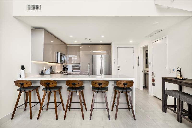 2 bedroom Condominium at 2000 Metropica Way #216, Metropica North Tower One, Sunrise — photo 3