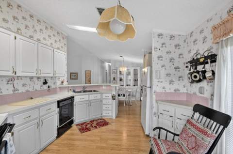 4290 Meadow View Drive, Boynton Beach FL - photo 8 of 48