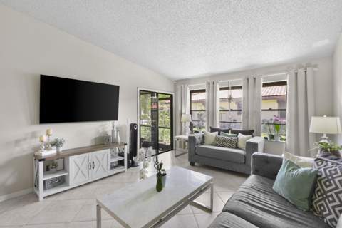39 Bethesda Park Circle #L39, Boynton Beach FL - photo 13 of 33