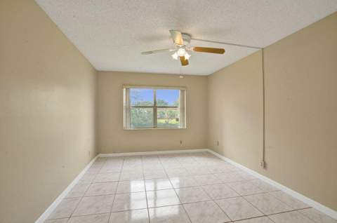 9460 Sunrise Lakes Boulevard #106, Sunrise FL - photo 13 of 34