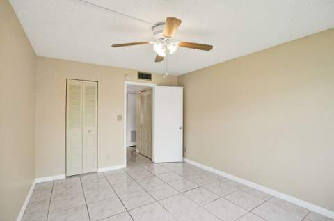 9460 Sunrise Lakes Boulevard #106, Sunrise FL - photo 12 of 34