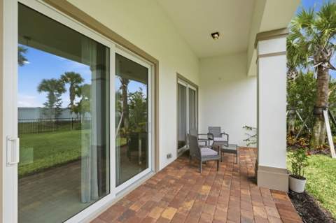 10550 Northbrook Circle, Palm Beach Gardens FL - photo 11 of 75
