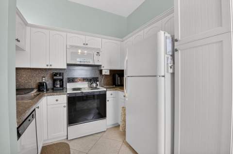 5430 Venetia Court #N, Boynton Beach FL - photo 6 of 66