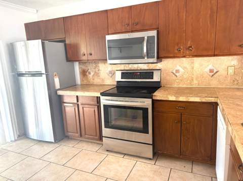 795 Crystal Lake Drive #795, Deerfield Beach FL - photo 10 of 27