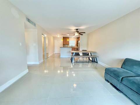 809 W Oakland Park Boulevard #J12, Oakland Park FL - photo 9 of 19