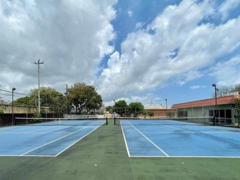 809 W Oakland Park Boulevard #J12, Oakland Park FL - photo 15 of 19